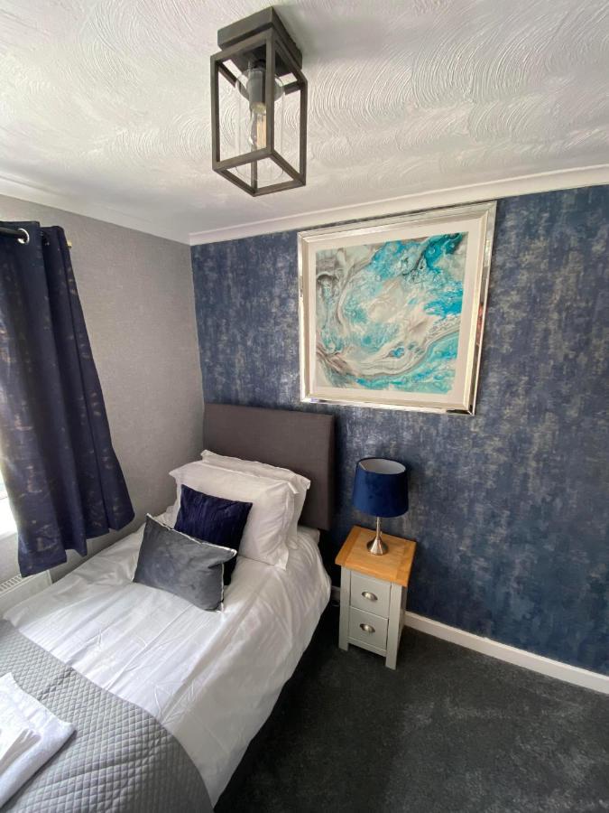 Delovely 4* Blackpool