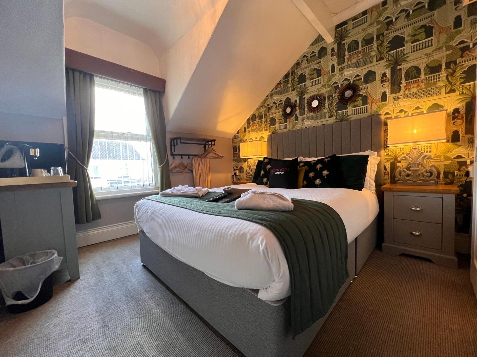 Delovely 4* Blackpool