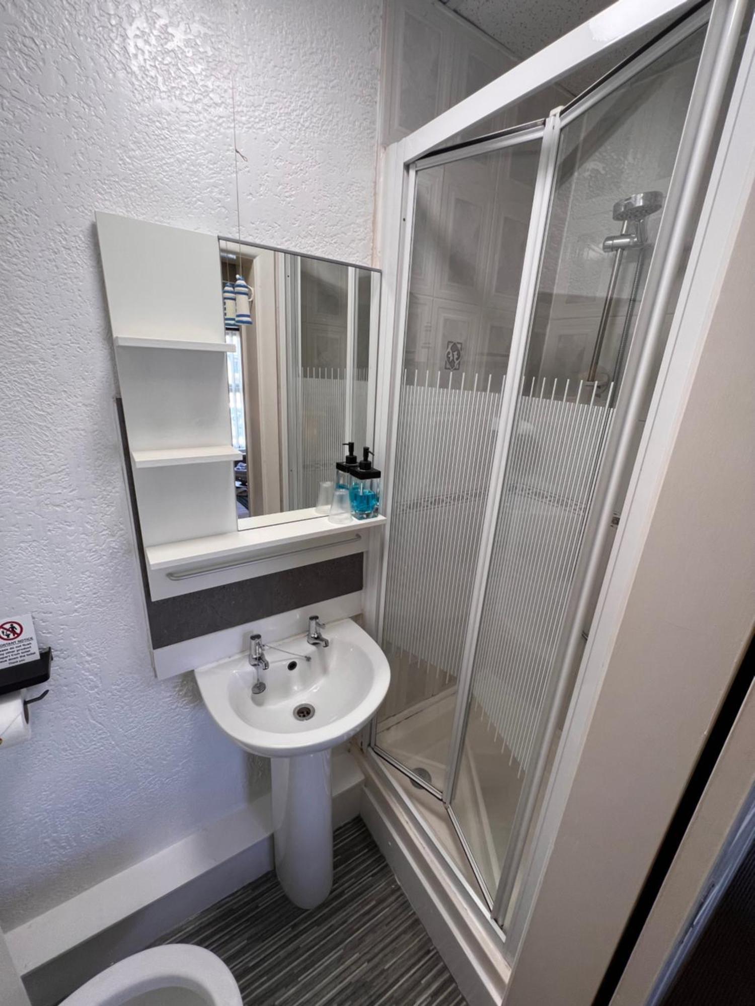 Delovely Bed & Breakfast 4*