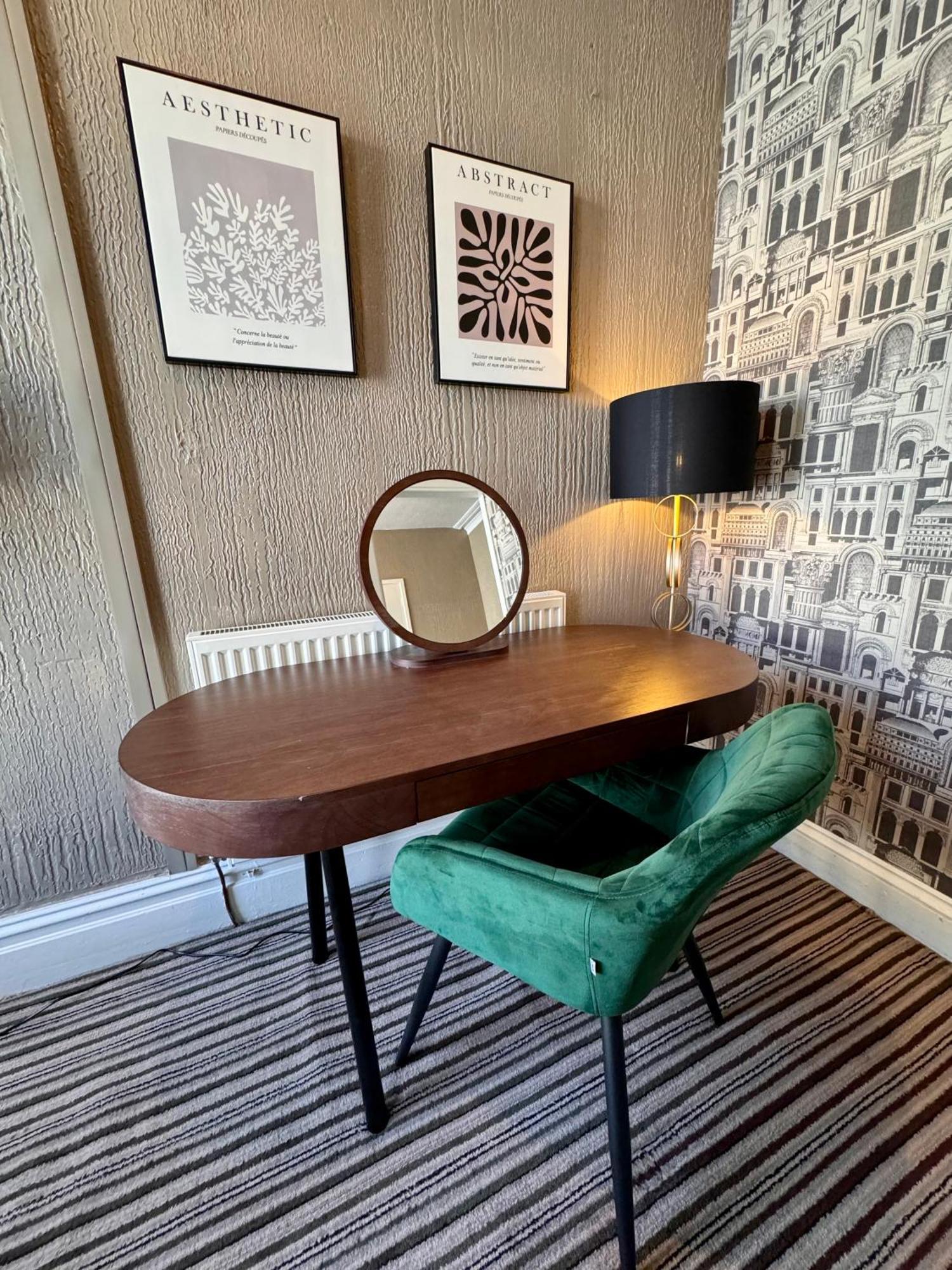 Delovely Bed & Breakfast 4*